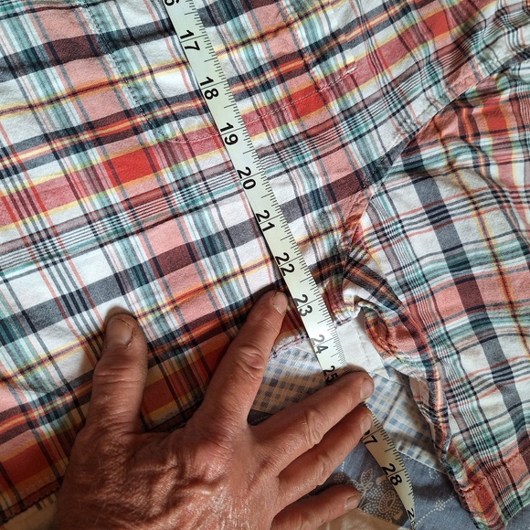 L.L. Bean Men's XL short sleeve shirt - Picture 4 of 4